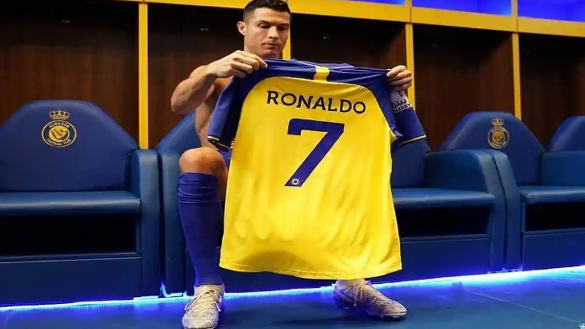 Cristiano Ronaldo Bicara Bahasa Arab, Ana Alami Artinya Kok Jadi Ambigu