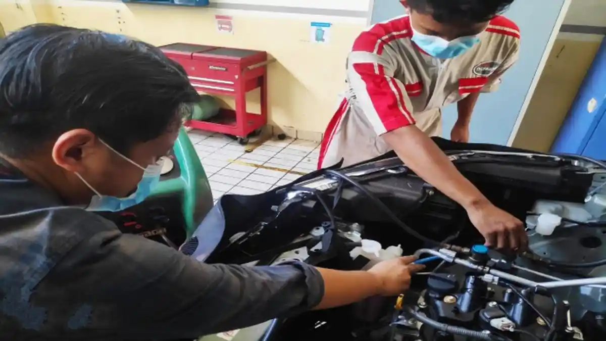 Ingat Jangan Sering Gonta Ganti BBM di Kendaraan Anda, Ini Dampak Buruk Bagi Mesin