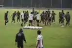 Persebaya Surabaya Latihan Fisik dan Strategi