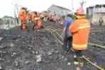 Lapak Plastik Terbakar