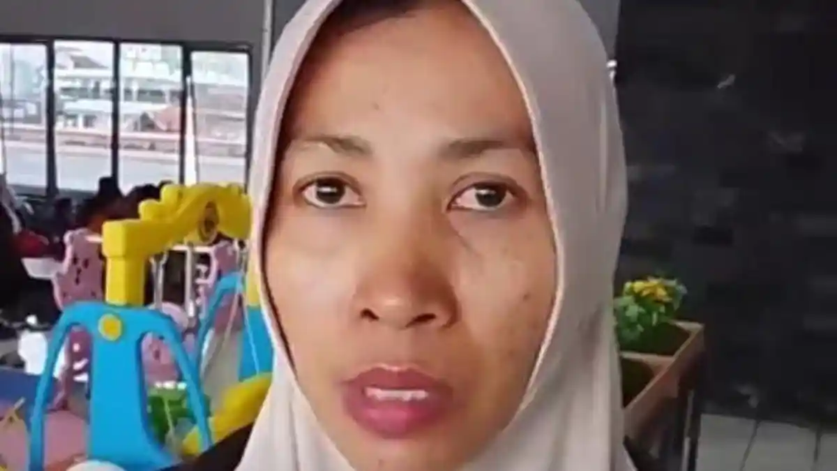 Sugihartini Bertahan Menanti di Ketapang Banyuwangi, Tunggu Kabar Keluarganya yang Hilang