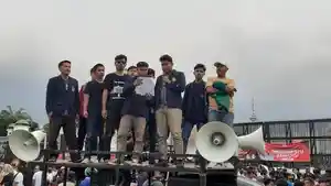 Demo-hak-angket.jpg