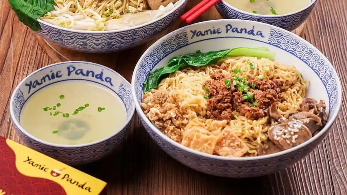 Pencinta Yamie Merapat! Ini 5 Spot Makan Yamie Terenak dan Murah di ...