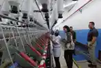 Andika-Perkasa-kunjungi-pabrik-tekstil-di-Karanganyar.jpg