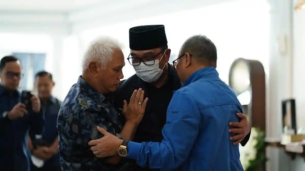 Temui Ridwan Kamil, Zulhas: Kita Belajar Makna Kepemimpinan dari Kang Emil