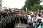 polresta-jambi-hari-buruh_20170430_114237.jpg