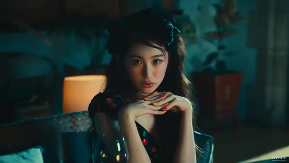 Lirik Lagu Korea: Hush Rush, Lee Chae Yeon dan Terjemahannya, Debut Solo dengan Karakter Vampire