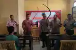 2 Bocah Undaan Kudus Beli Parang dan Celurit via Daring, Dalihnya Buat Hiasan Dinding