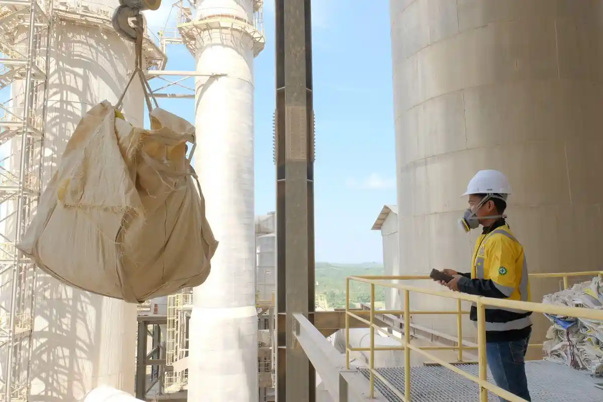 Dorong Transisi Energi Alternatif, PT Semen Gresik Tekan Subtitusi Thermal Substitution Rate