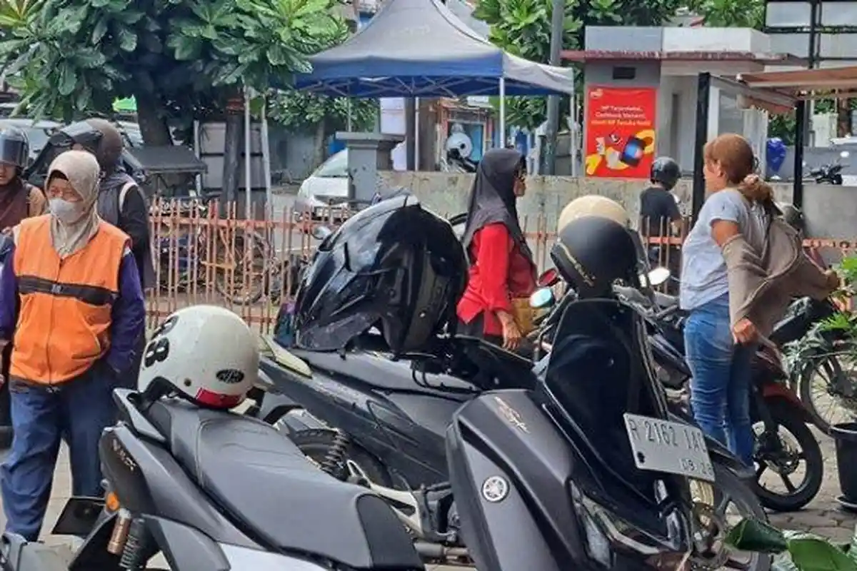 Pantas Juru Parkir Tolak Dibayar Mahasiswi Rp 1000, Paham Uang Lebihan Tak Masuk Pendapatan Daerah