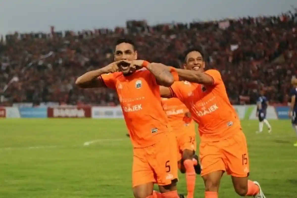 Jamu Persebaya Surabaya, Persija Jakarta Berkandang di SSA