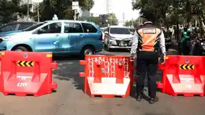 lalu-lintas-di-Otista-Jakarta-Timur-JPO-Gelanggang-Rem.jpg