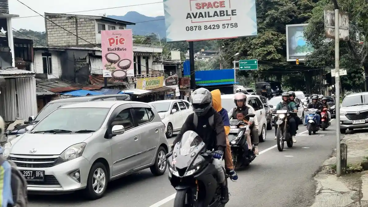 Libur Isra Miraj, 70 Ribu Kendaraan Melintas di Kawasan Puncak Bogor