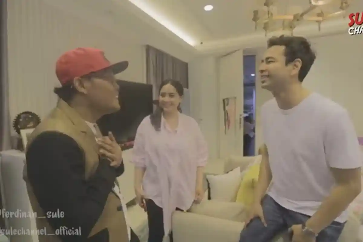 Sule Saja Dibuat Geleng Kepala Lihat Nagita Slavina Sibuk Telponan di Depan Raffi Ahmad: Ga Cemburu?