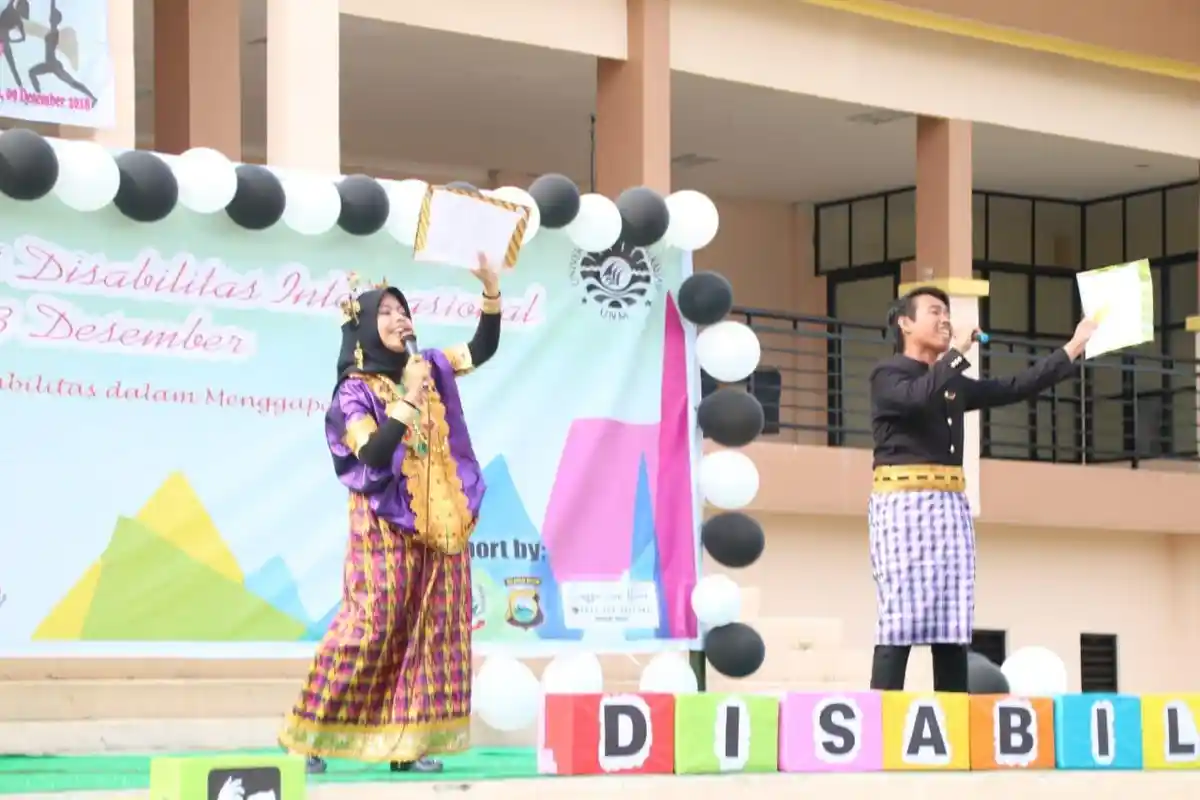 Peringati Hari Disabilitas, Pelajar SLB di Soppeng Ikuti Lomba Puisi