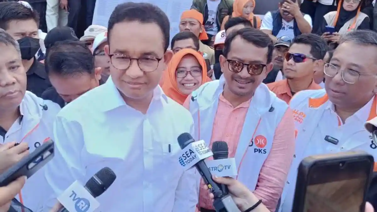 Anies Serukan Jalan Kaki Bila Ada Warga yang Ingin Datang ke Kampanye Terakhir di JIS, Ini Alasannya