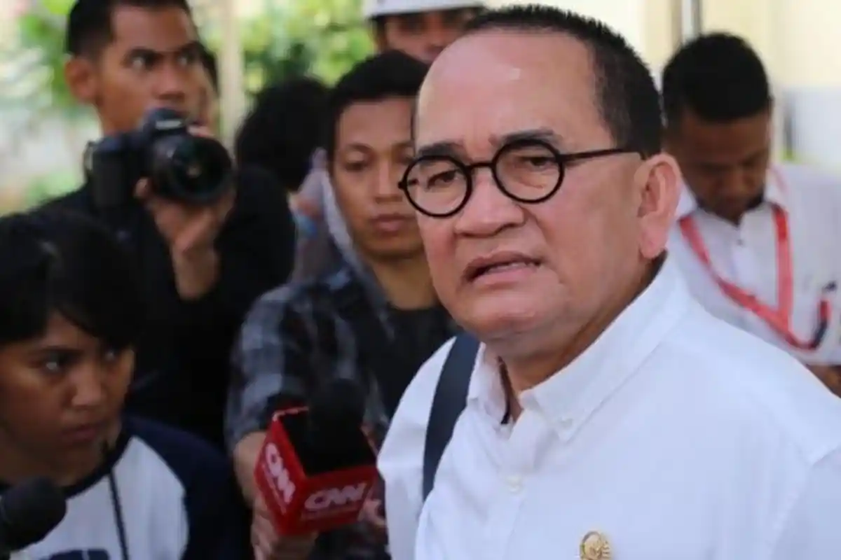 Cuitan Ruhut Sitompul yang Buat Netizen Heboh, 'Pada Rebutan Mau Jadi Ketua DPR RI Sebaiknya Ngaca'