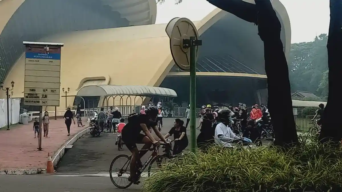 Puncak Pengunjung, Pengelola TMII Prediksi 15 Ribu Pengunjung Akan Datang