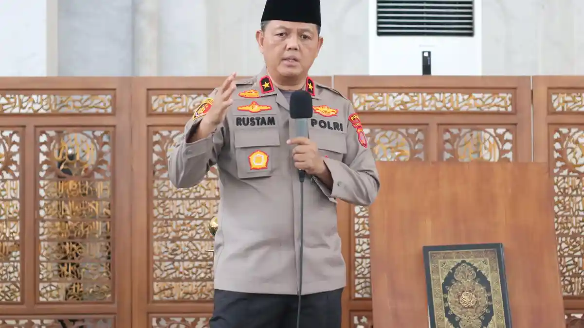 ‎Wakapolda Kaltim Brigjen Rustam Mansur Ingin Polisi Lebih Dekat dengan ...