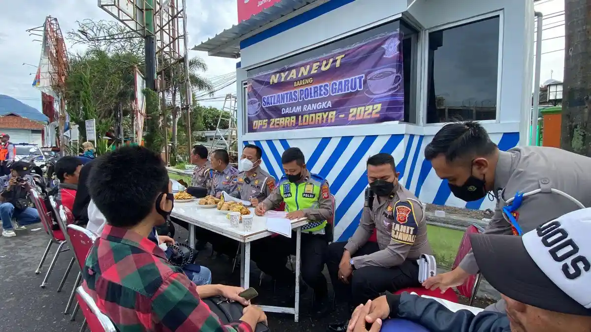 Polisi Dilarang Tilang Manual, Pengamat Sarankan Pakai Google Form saat Penindakan