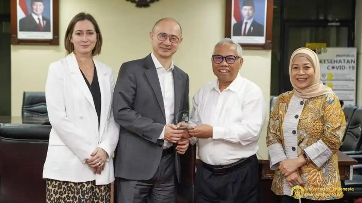 UI Kolaborasi dengan University of Warwick, Mahasiswa Bisa Kuliah di Inggris