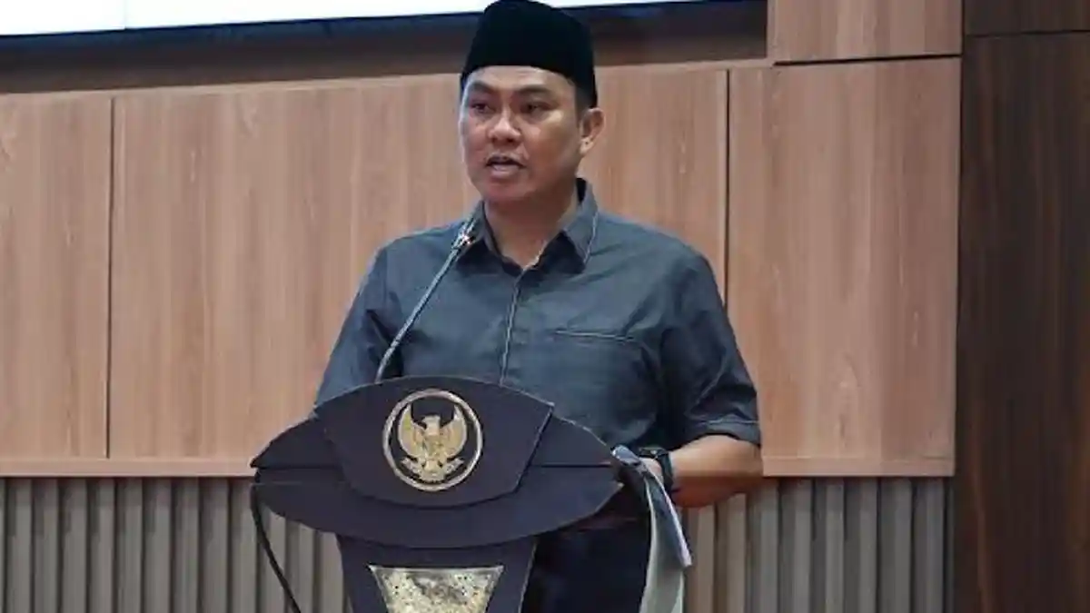 DPRD Sumenep Pelototi Proyek PJU Rp1 Miliar di Jalan Raya Manding, Minta Pengerjaan Sesuai RAB