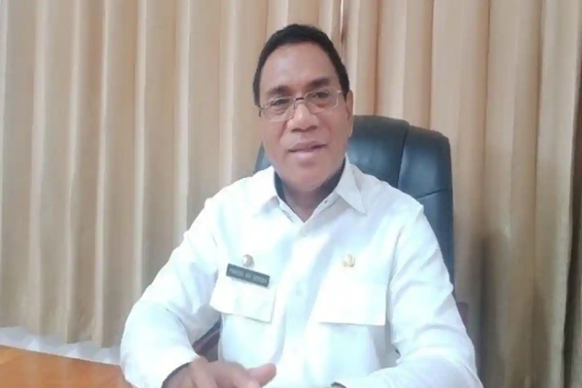 Gaji Nakes dan Guru Kontrak Daerah Flotim Diturunkan, Sekda: Daripada PHK