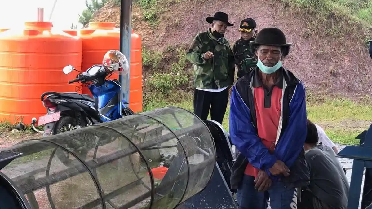 Temui Warga di Karua, Bupati Kalatiku: Soal TPA dan Ruas Jalan Tuntas
