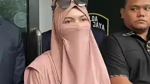 Wardatina-Mawa-usai-menjalani-pemeriksaan-di-Polda-Metro.jpg