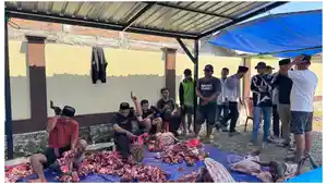 2026-05-27-Polres-Sidrap-menyembelih-15-ekor-sapi-di-Polsek-Maritengngae.jpg