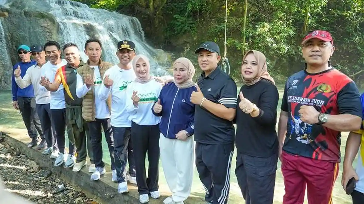 Air Terjun Pofuaa Morowali Bikin Gubernur Anwar Hafid Kagum, Bupati Iksan Janji Lestarikan