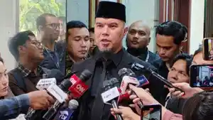Ahmad-Dhani-minta-maaf-di-DPR.jpg