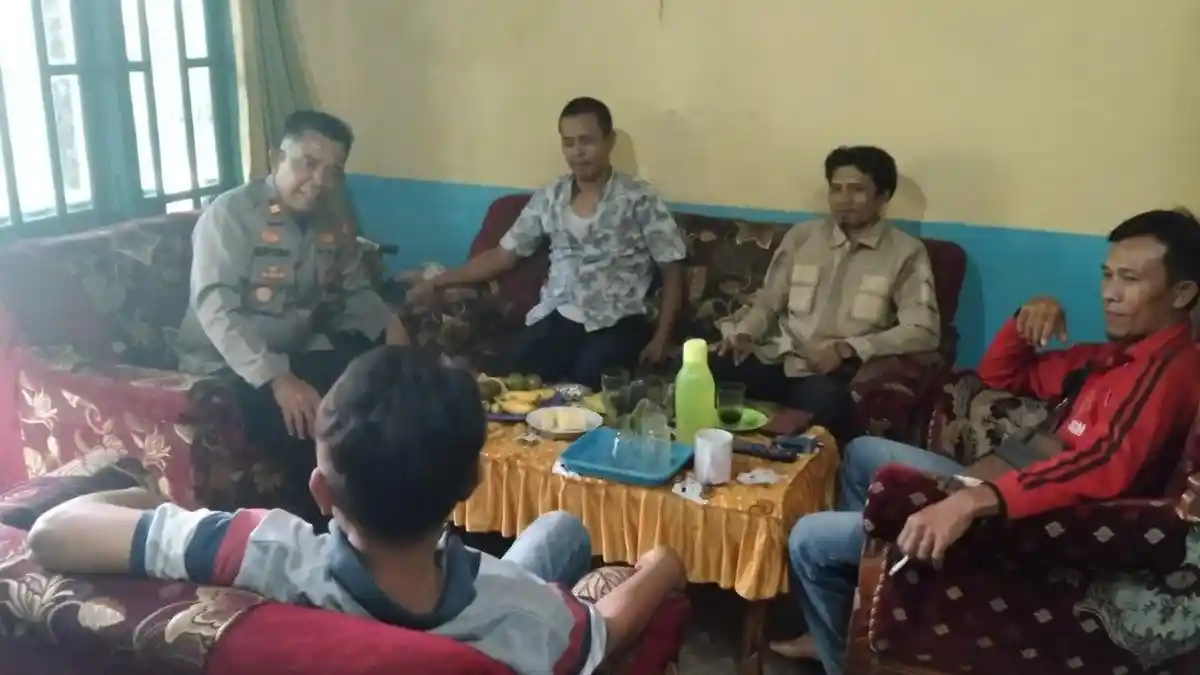 Kapolsek Kasui Polda Lampung Silaturahmi, Jalin Kedekatan dengan Warga