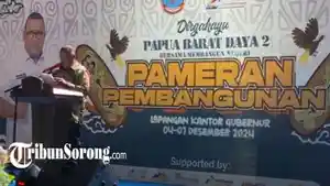 20241205_jhoni-way-buka-pameran-pembangunan-hut-2-papua-barat-daya.jpg