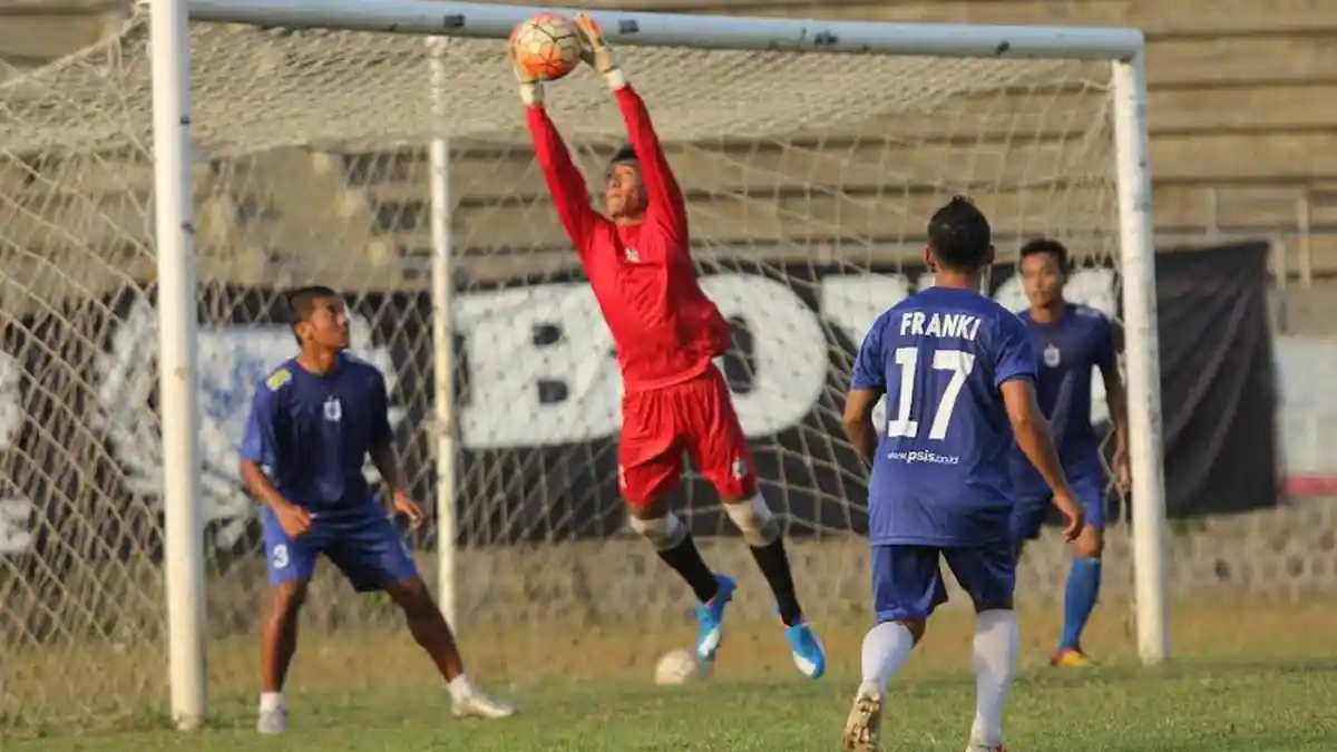 Fajar Terancam Tidak Bisa Lanjutkan Bela PSIS hingga Final ISC B