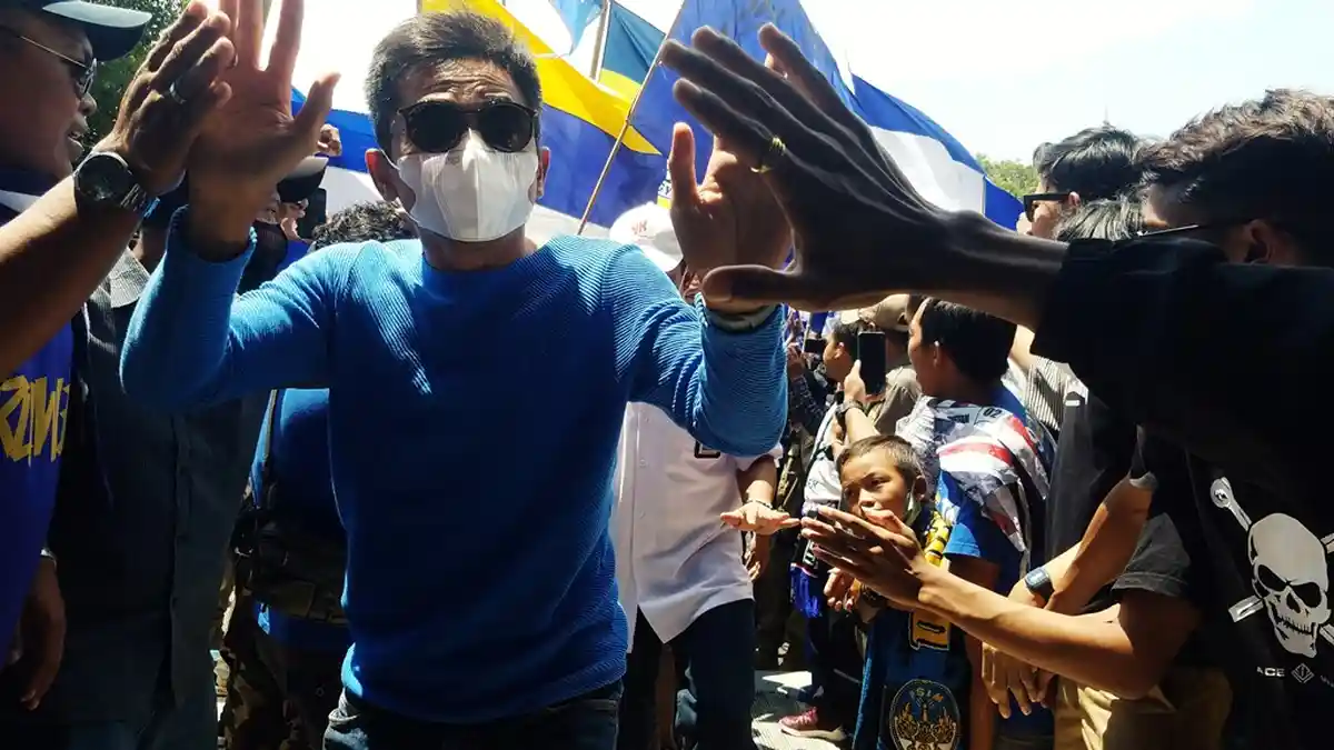 PSIM Disambut Gegap Gempita Suporter, Seto: Jangan Berlebihan, Masih Ada Satu Impian Besar!