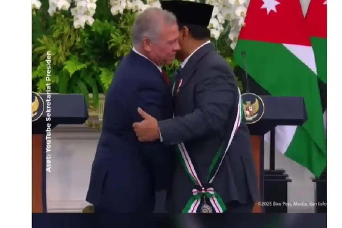 Prabowo Terima Gelar Kehormatan Tertinggi Yordania, Peluk Hangat Raja Abdullah II Warnai Upacara