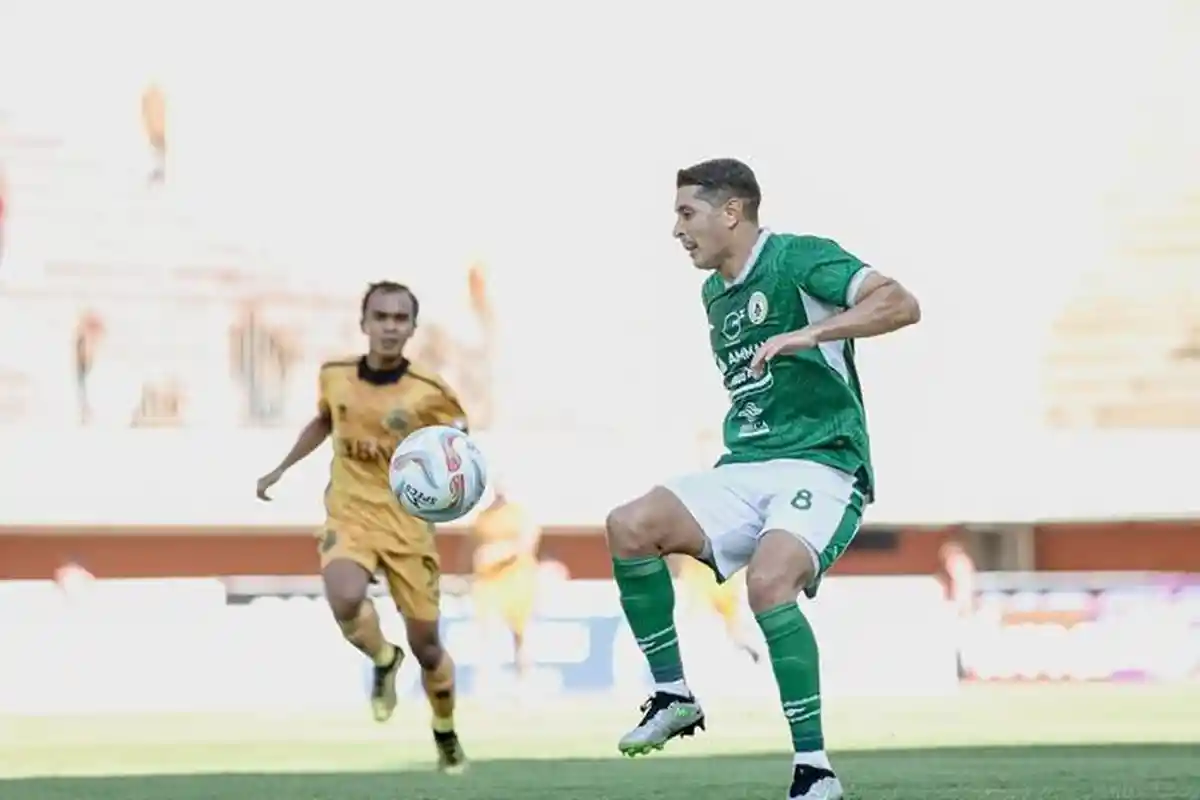 Persita Tangerang Vs PSS Sleman: Jonathan Bustos Absen, Marian Mihail Siapkan Esteban Vizcarra