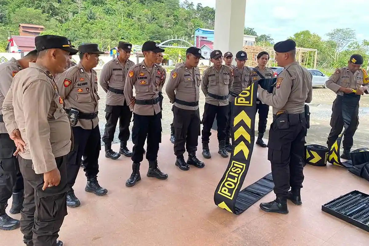 Polres Kayong Utara Gelar Latihan Fungsi Dalmas, Tingkatkan Kemampuan Personel Tangani Unjuk Rasa
