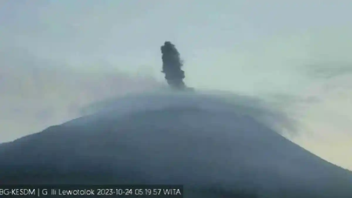 Gunung Ili Lewotolok Lembata Meletus, Masyarakat Diminta Waspada