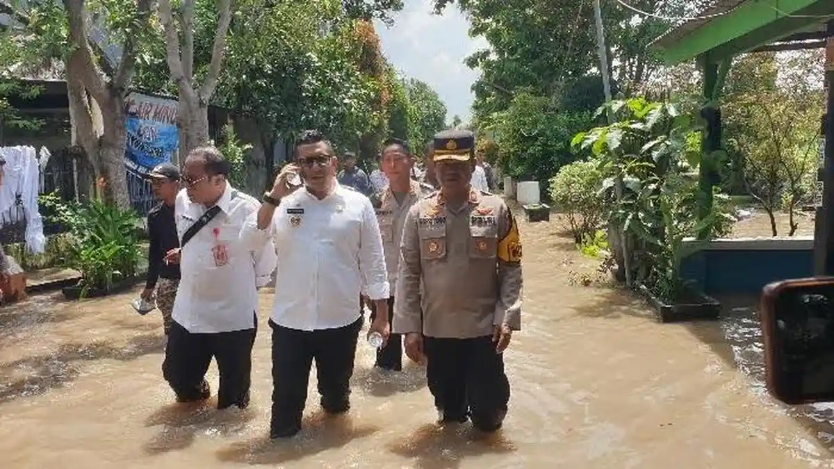 Pemkot Mojokerto Terjunkan Bantuan Untuk Warga yang Dikepung Banjir
