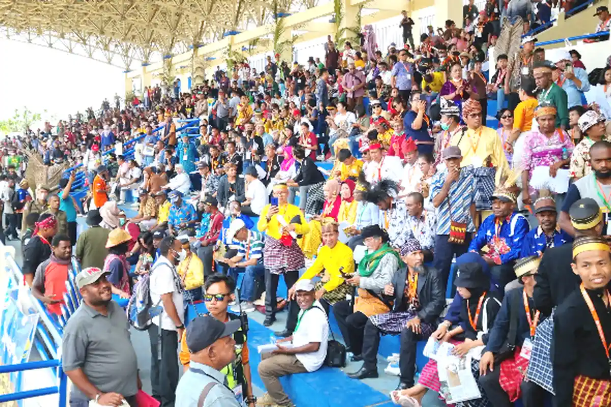 Sidang Pleno Tata Tertib  KMAN VI di Jayapura Banjir Instruksi, Bupati Tenangkan Peserta