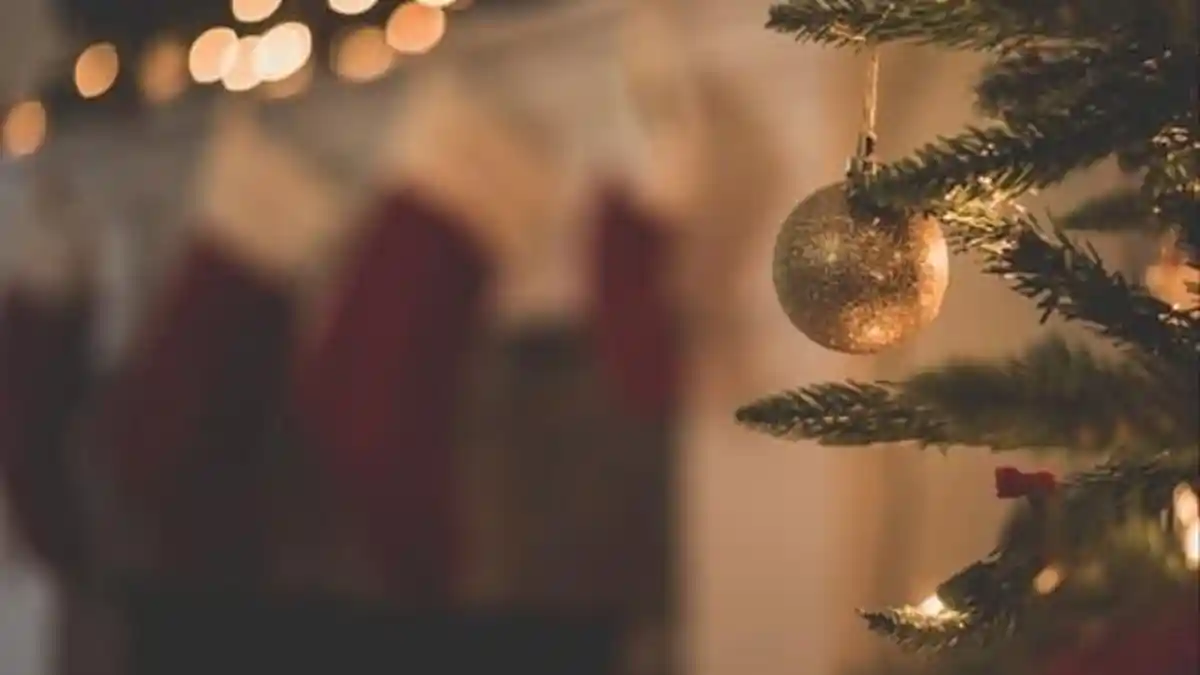 Lirik Lagu 'Jingle Bell Rock' - Bobby Helms, Lagu Natal Versi Rock Paling Populer Sepanjang Masa