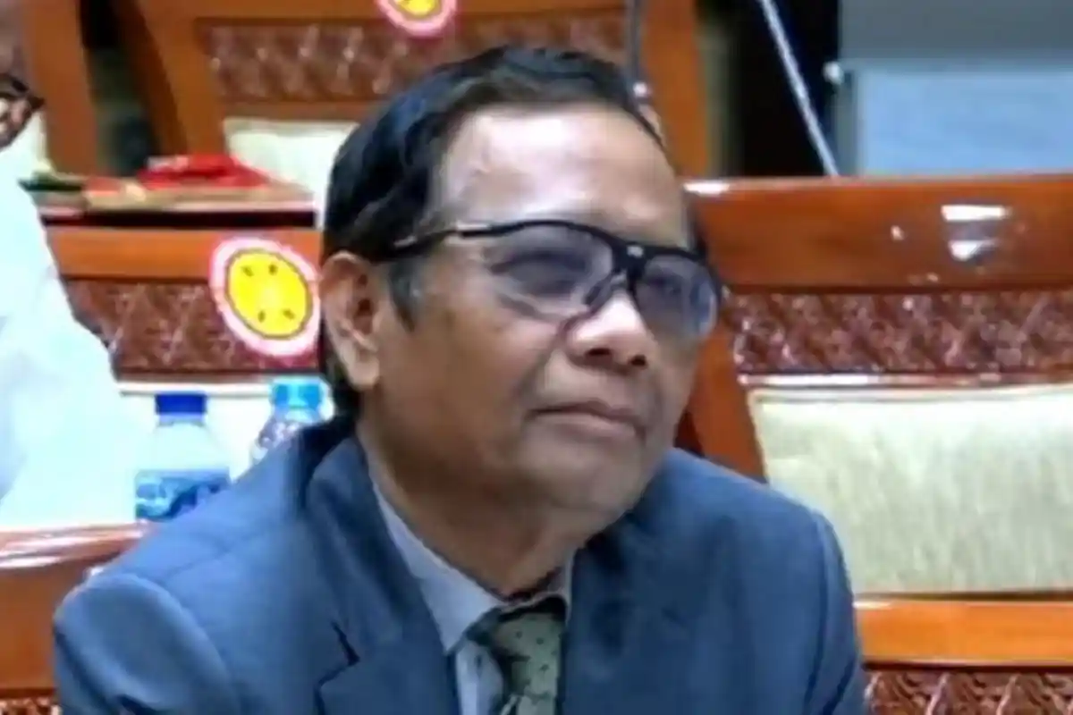 Tanggapi Ganjar PranowoNyapres, Mahfud MD: Politik Itu Cair!