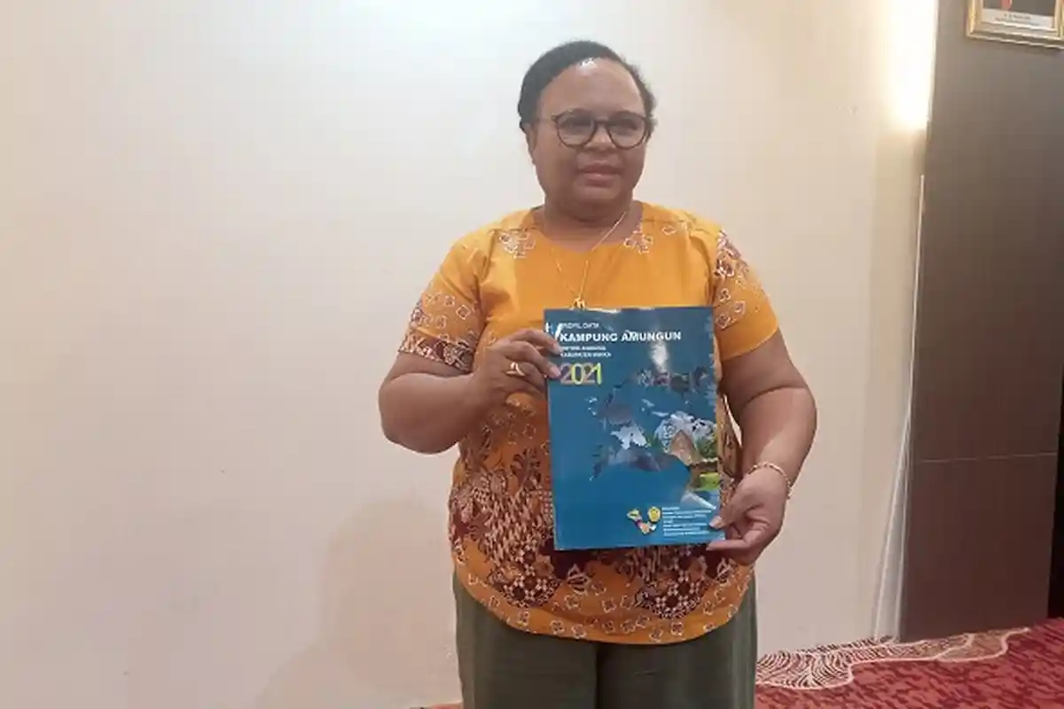 YPMAK dan Pusdip Uncen Validasi 133 Dokumen Kampung di Mimika