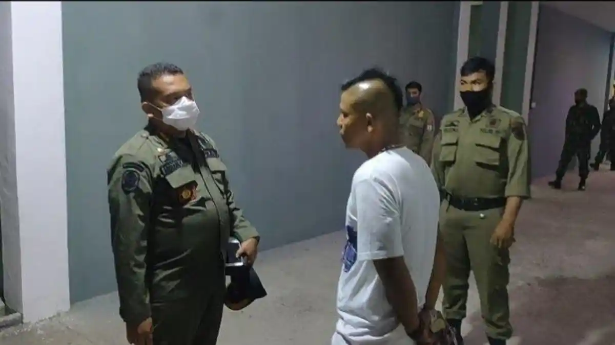 Suami Merantau di Malaysia, Ibu Muda Aceh Terjaring Satpol PP dan WH saat Ngamar dengan Mantan Pacar