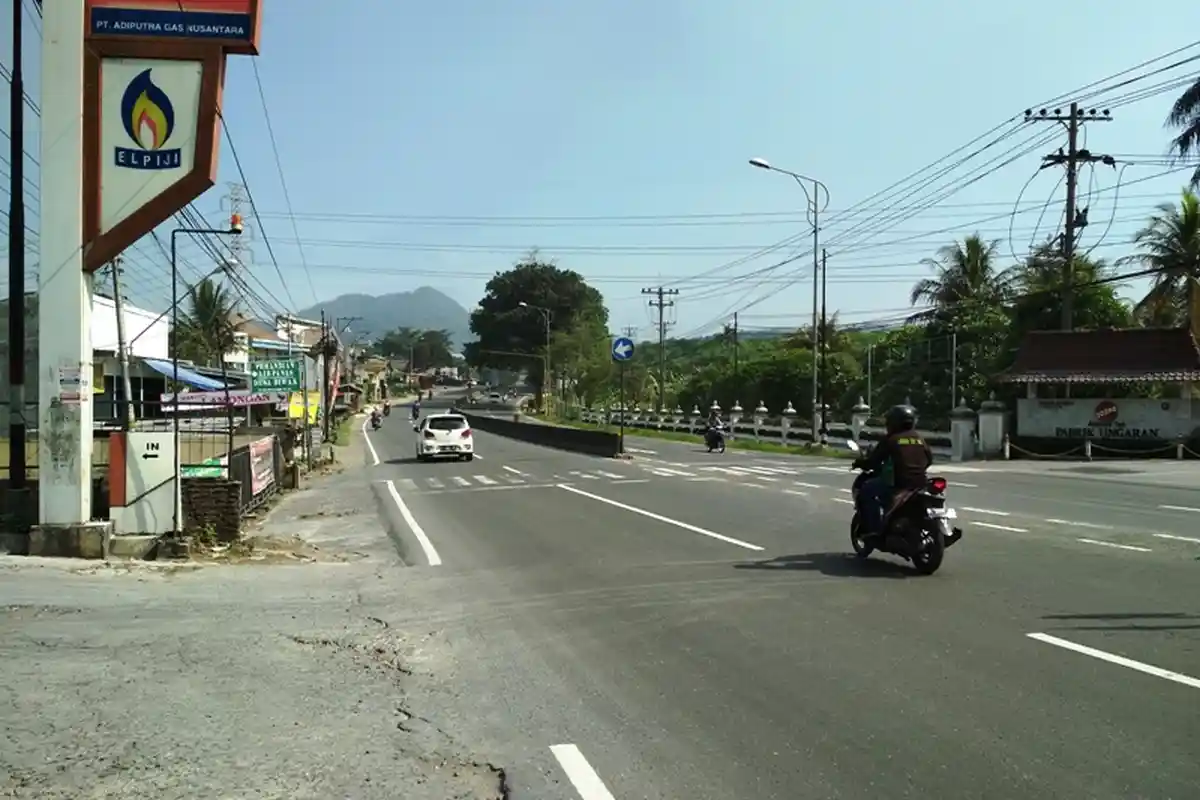 Abu Merapi Sudah Sampai Ungaran
