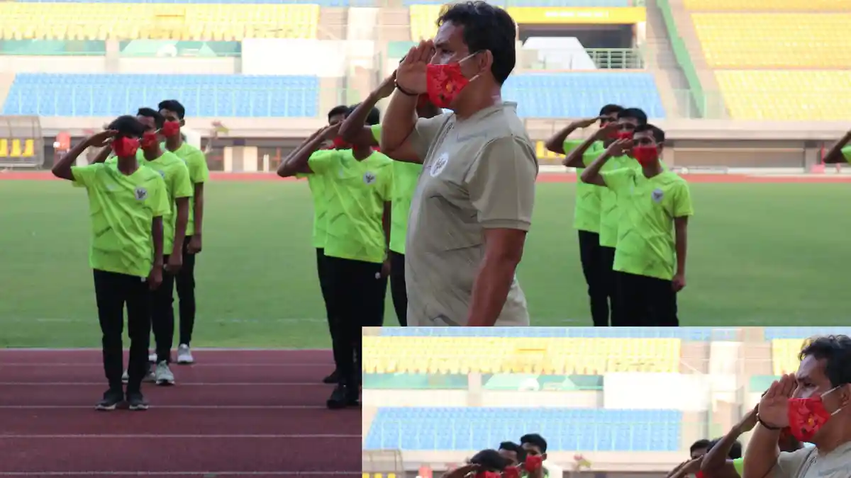 Timnas U-16 Indonesia Peringati HUT ke-75 RI, Bima Sakti Jadi Pembina Upacara