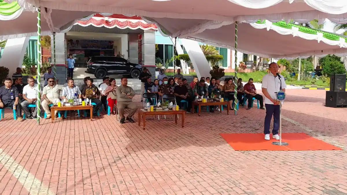 Bupati Halmahera Utara Akui Birokrasinya Paling Rusak, Minta Semua Pimpinan OPD Tertib