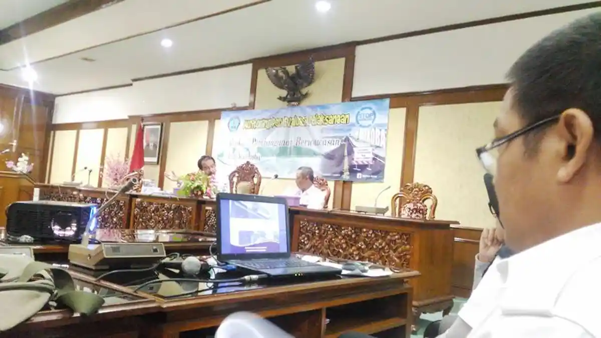 Ini Ajakan Kepala BNNP Kalsel di Hadapan Pengelola Hotel dan Pengriman Jasa